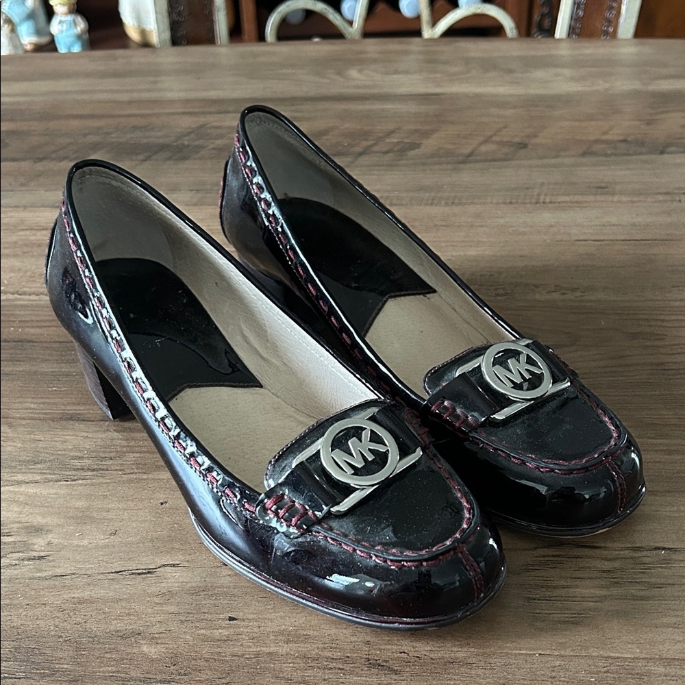 Michael Kors burgundy Patent Leather Flats with logo Silver Accents